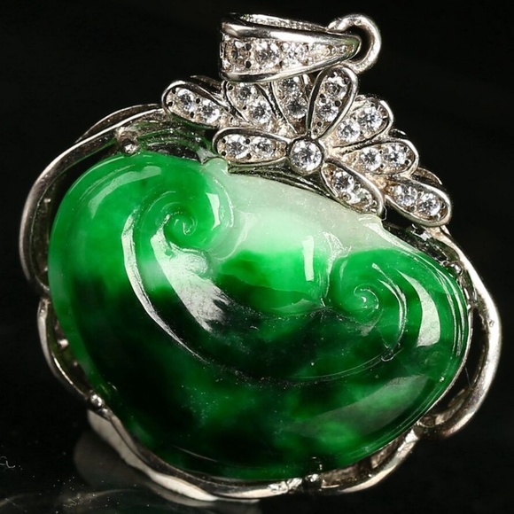 925 Silver Cert'd Natural Green Grade A Jadeite Jade Pendant RuYi 如意 - Picture 3 of 11